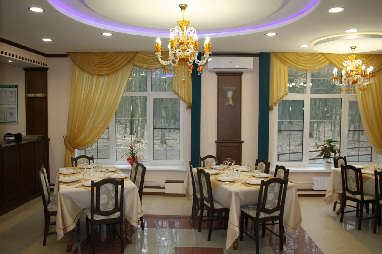 Belovezhskaya Pushcha Hotel Complex Zharkovshina ภายนอก รูปภาพ