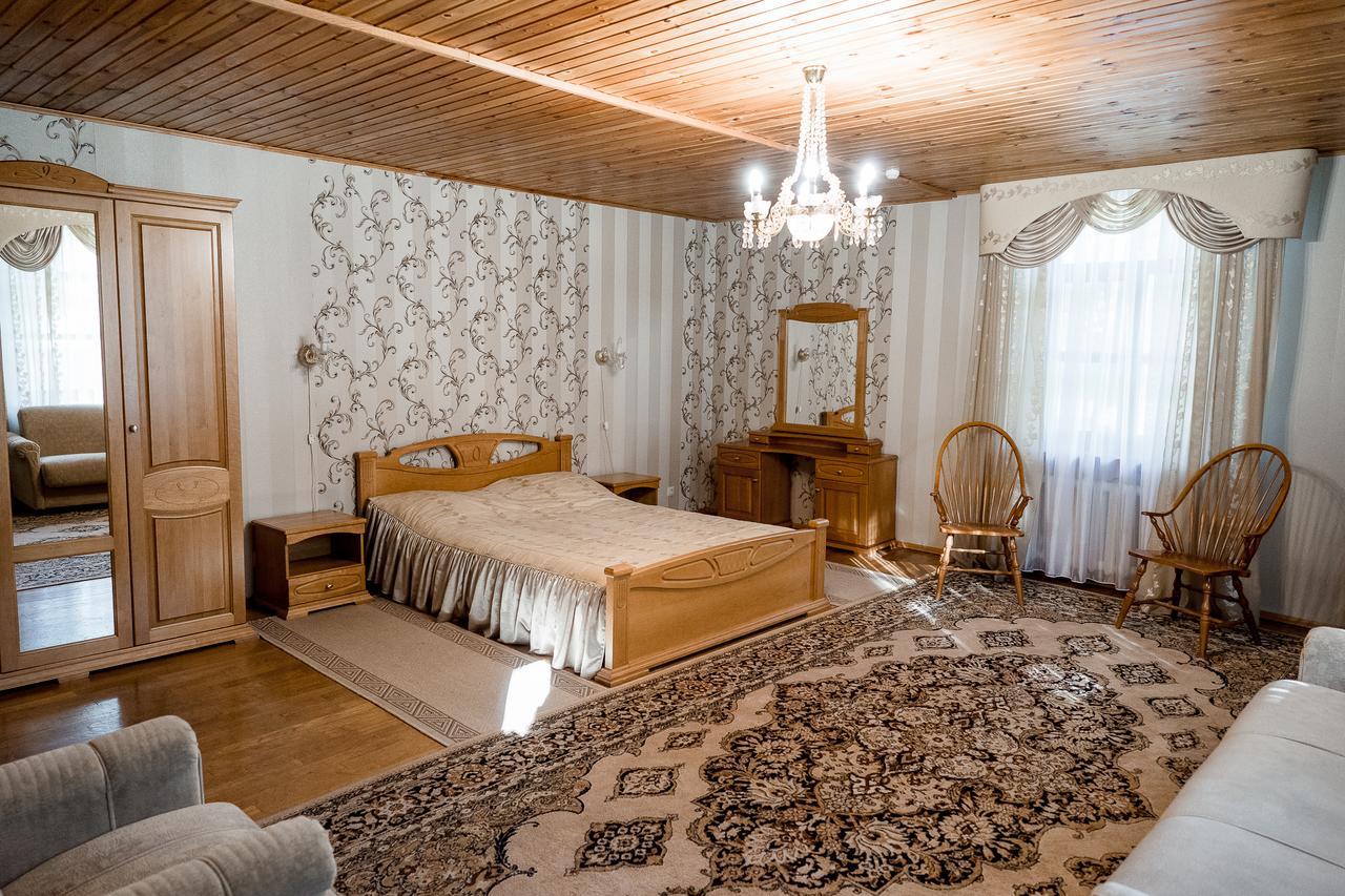 Belovezhskaya Pushcha Hotel Complex Zharkovshina ภายนอก รูปภาพ