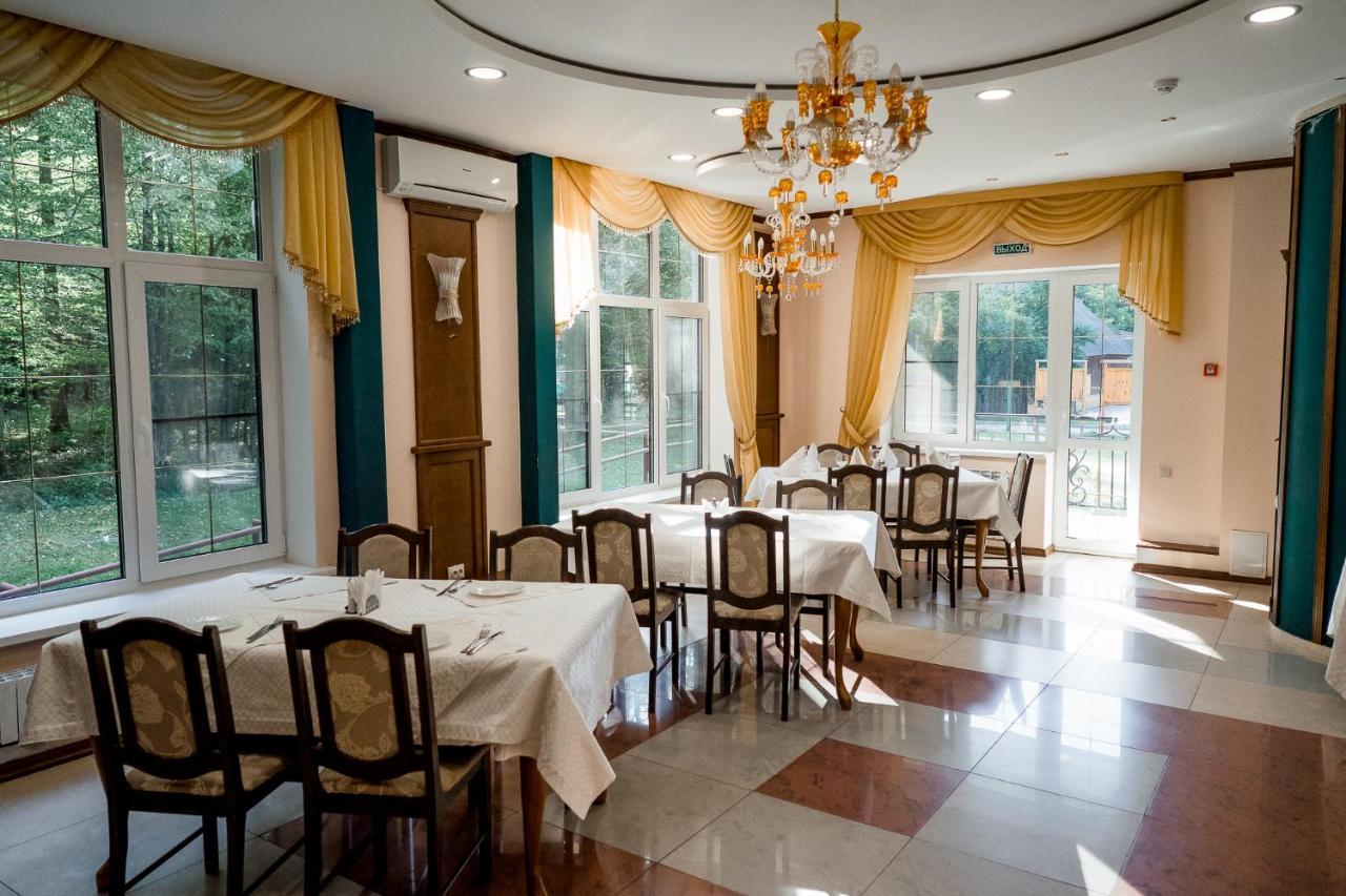 Belovezhskaya Pushcha Hotel Complex Zharkovshina ภายนอก รูปภาพ